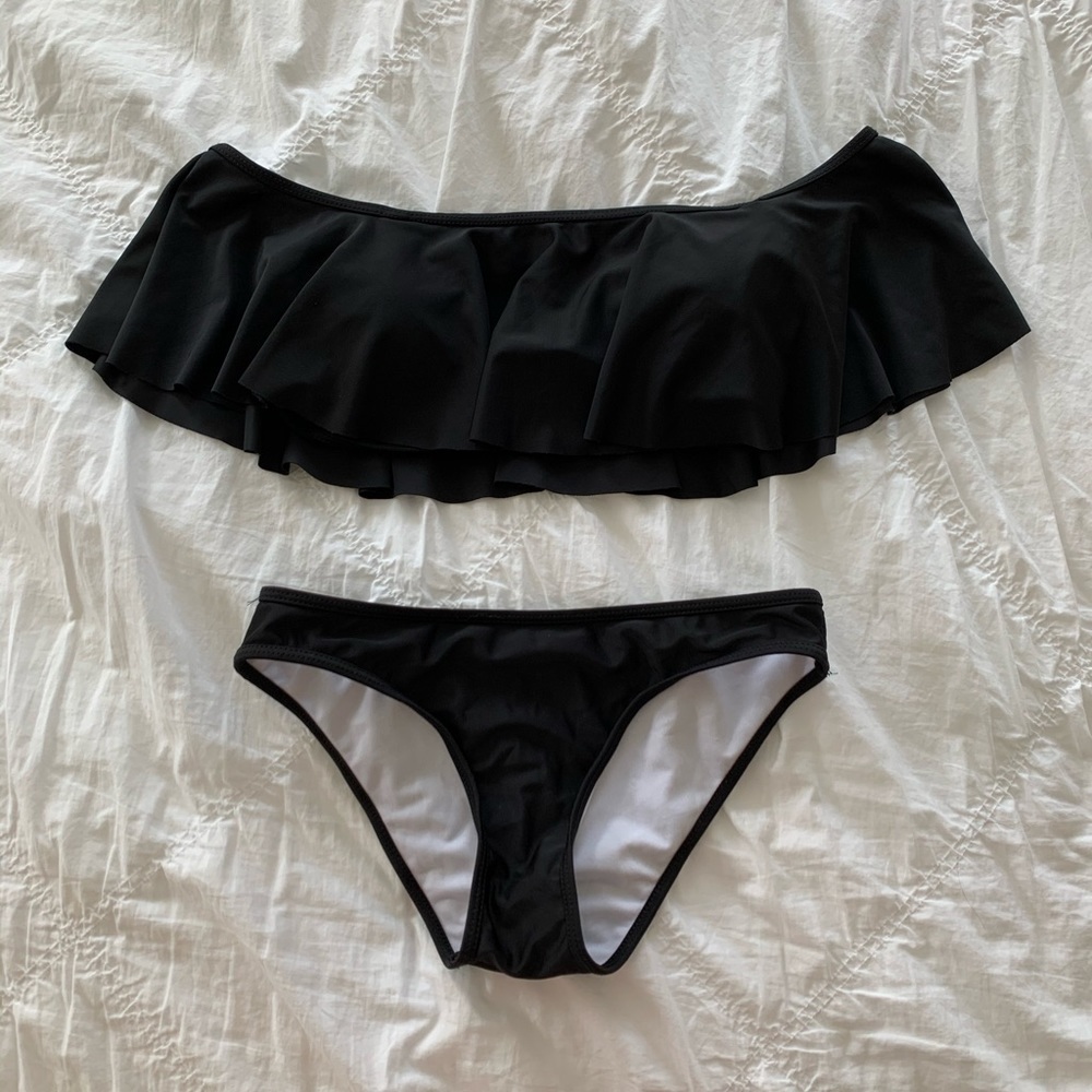 Off the shoulder bikini